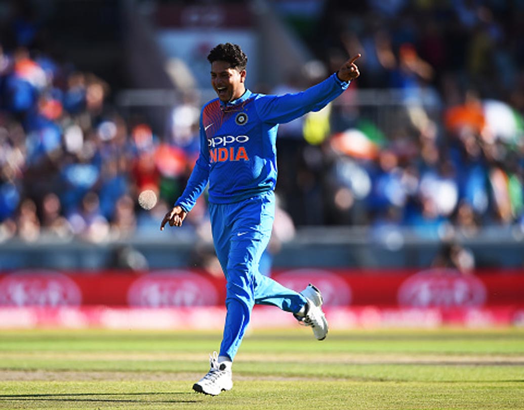 কুলদীপ যাদব: ইংল্যান্ডের মাটিতে সিরিজ জয়ের জন্য টিম ইন্ডিয়াকে তাকিয়ে থাকতে হবে স্পিনারদের উপর। সেই তালিকায় অন্যতম গুরুত্বপূর্ণ নাম অবশ্যই চায়নাম্যান কুলদীপ।