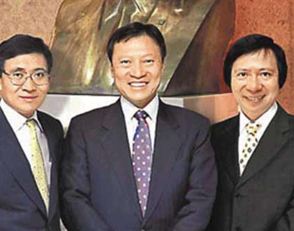 ধনী পরিবারের তালিকায় তিন নম্বরে রয়েছে হংকংয়ের কেওক পরিবার। সান হাং কাই অ্যান্ড কোম্পানির প্রতিষ্ঠাতা এই পরিবারের সম্পত্তির পরিমাণ প্রায় ৪ হাজার ৮০ কোটি ডলার।