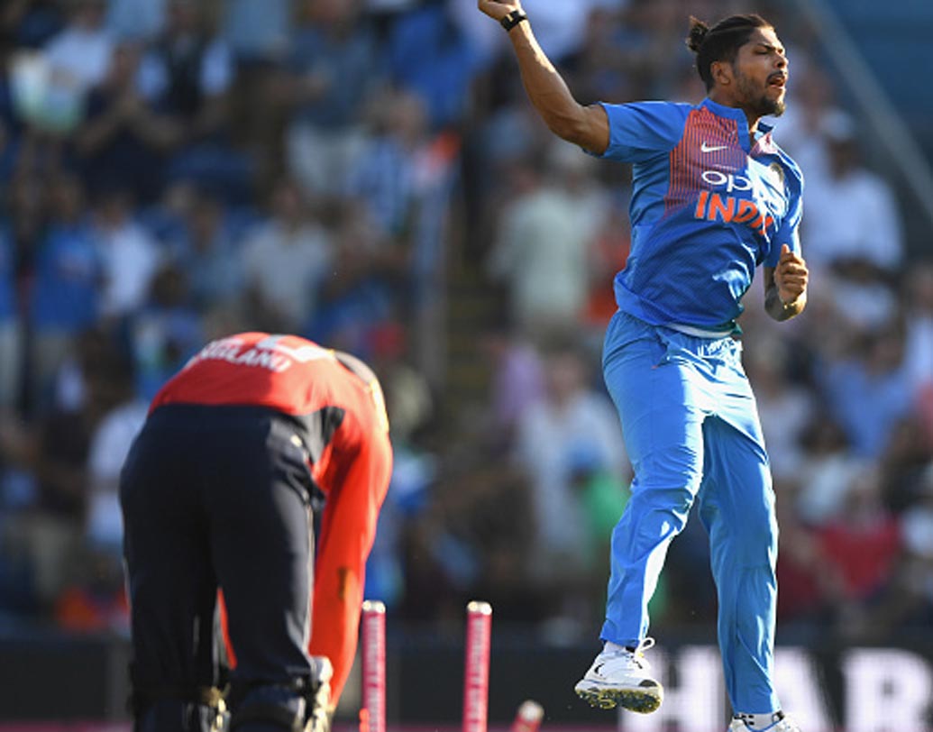 উমেশ যাদব: আগের ম্যাচে তেমন নজরকাড়া কিছু করতে পারেননি। দুই উইকেট পেলেও অনেক রান খরচ করেছেন। ভাল পারফর্ম না করতে পারলে ভাগ্য খুলতে পারে সিদ্ধার্থ কলের মতো নবাগতের।