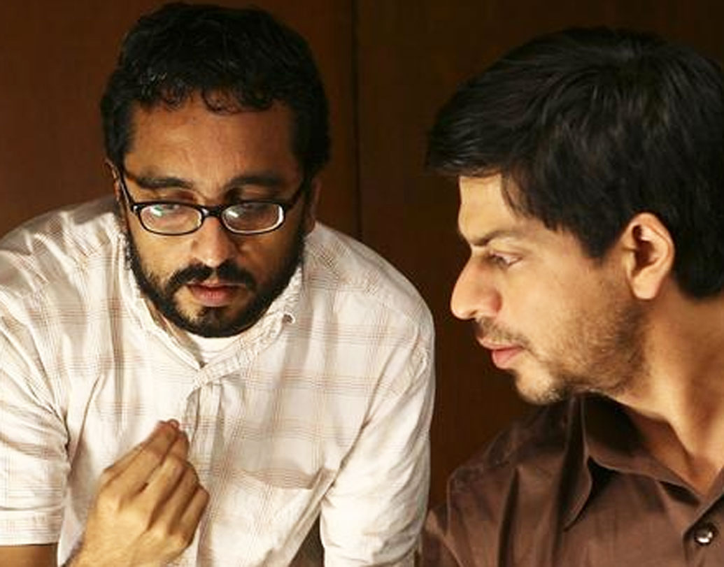 শাহরুখের ‘চক দে ইন্ডিয়া’ পরিচালনা করেছিলেন পরিচালক শিমিত আমিন। কিন্তু‘চক দে ইন্ডিয়া’ সফল হওয়ার পর শাহরুখের সঙ্গে আর কাজ করা হয়নি শিমিতের।আবার ফিরছেন দু’জনে। ১১ বছর পরে একসঙ্গে কাজ করবেন দু’জনে।