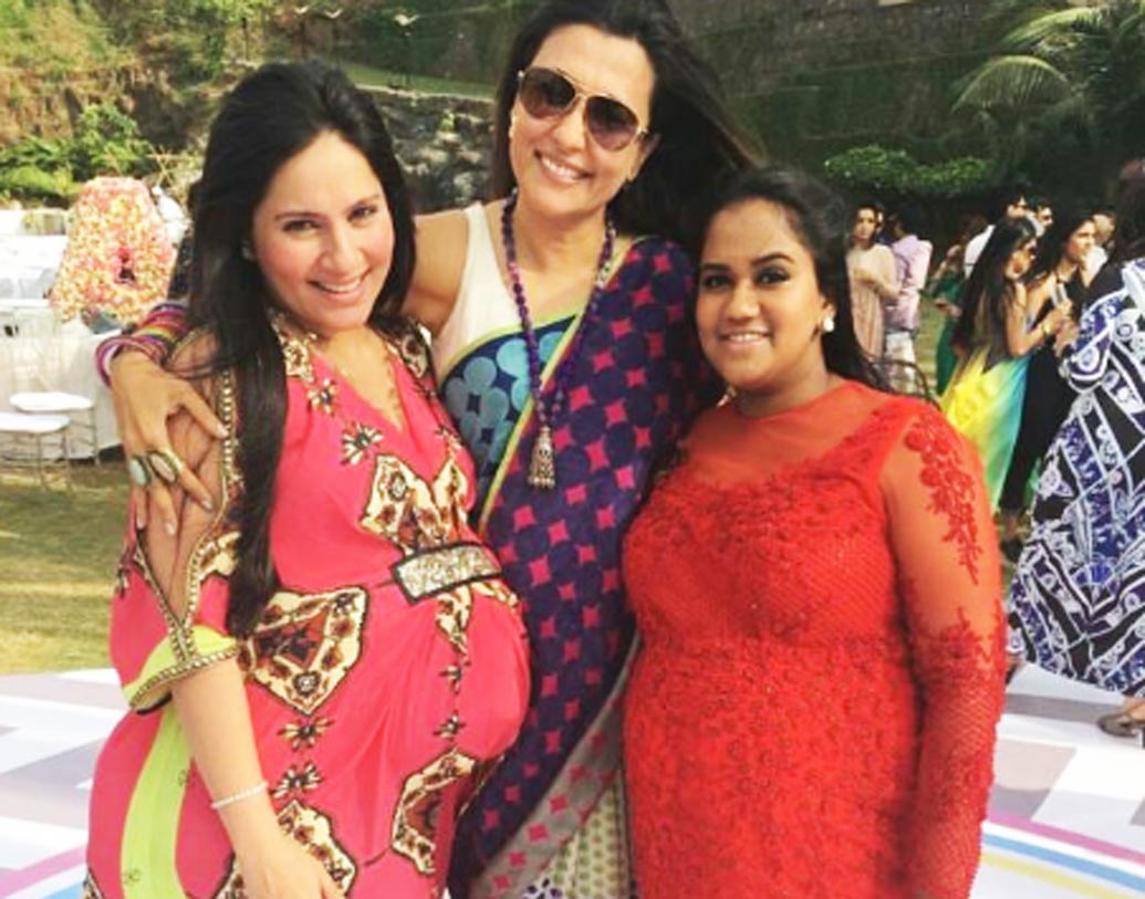 অর্পিতা খান শর্মা: প্রথমে দুবাইতে বেবি শাওয়ার হয়েছিল সলমন খানের বোন অর্পিতার। আর তারপর সলমন খান মুম্বইতে বোনের বেবি শাওয়ারের পার্টি দেন। প্রায় গোটা বলিউডই পৌঁছে গিয়েছিল অর্পিতা খানের বেবি শাওয়ারে।