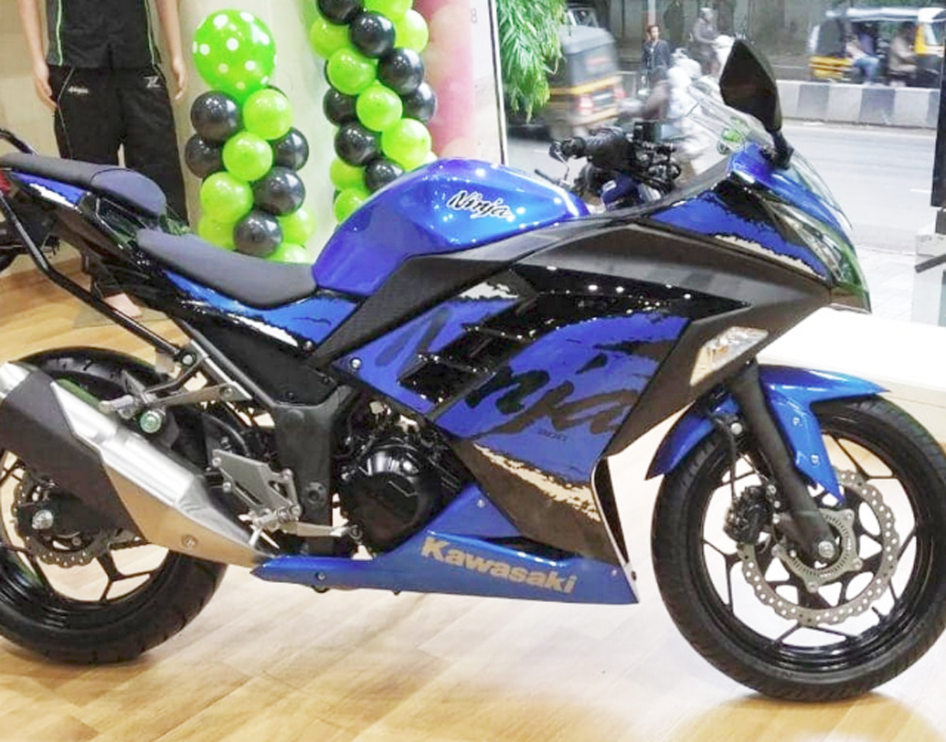 আরও আকর্ষণীয় করতে বাইকে গ্রাফিক ব্যবহার করা হয়েছে। ক্লাচ ও গিয়ারের কাজ আরও চটপট করা যায় সে জন্য ব্যবহার করা হয়েছে অ্যাসিস্ট এবং স্লিপার ক্লাচ।