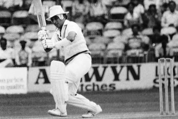 শতরান নয়। করেছিলেন ৫৭। কিন্তু, সুনীল গাওস্করের কাছে সবচেয়ে সন্তোষজনক ইনিংস হল ১৯৭১ সালে ওল্ড ট্র্যাফোর্ডের ৫৭। ওই অর্ধশতরান এসেছিল কেরিয়ারের ১১তম টেস্ট ইনিংসে। গাওস্করের মতে, ওই ইনিংস ব্যাটসম্যান হিসেবে তাঁর উন্নতিতে অনুঘটকের কাজ করেছিল। ১৯৭৯ সালে ওভালে ২২১ রানের ইনিংস আবার অনেকের মতে তাঁর গ্রেটেস্ট