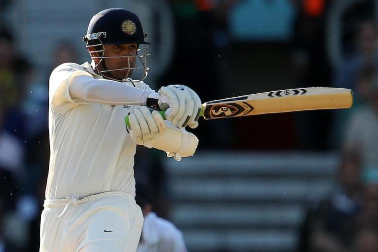 ভারতীয় ক্রিকেটপ্রেমীদের মনে ২০০২ সালের হেডিংলে টেস্টে রাহুল দ্রাবিড়ের ইনিংস চিরস্থায়ী হয়ে গিয়েছে। মেঘলা কন্ডিশনে দুরন্ত সুইং করাচ্ছিলেন ইংল্যান্ডের সিমাররা। দ্রাবিড় ৪২৯ মিনিট ক্রিজে থেকে নির্ভরতা জোগালেন ইনিংসে। ২৩ বাউন্ডারির সাহায্যে করলেন ১৪৮ রান। সেই টেস্ট শচিন ও সৌরভ শতরান করা সত্ত্বেও ম্যাচের সেরা হয়েছিলেন দ্রাবিড়।