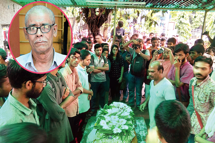 Jadavpur University canteen's Milan Dey dies