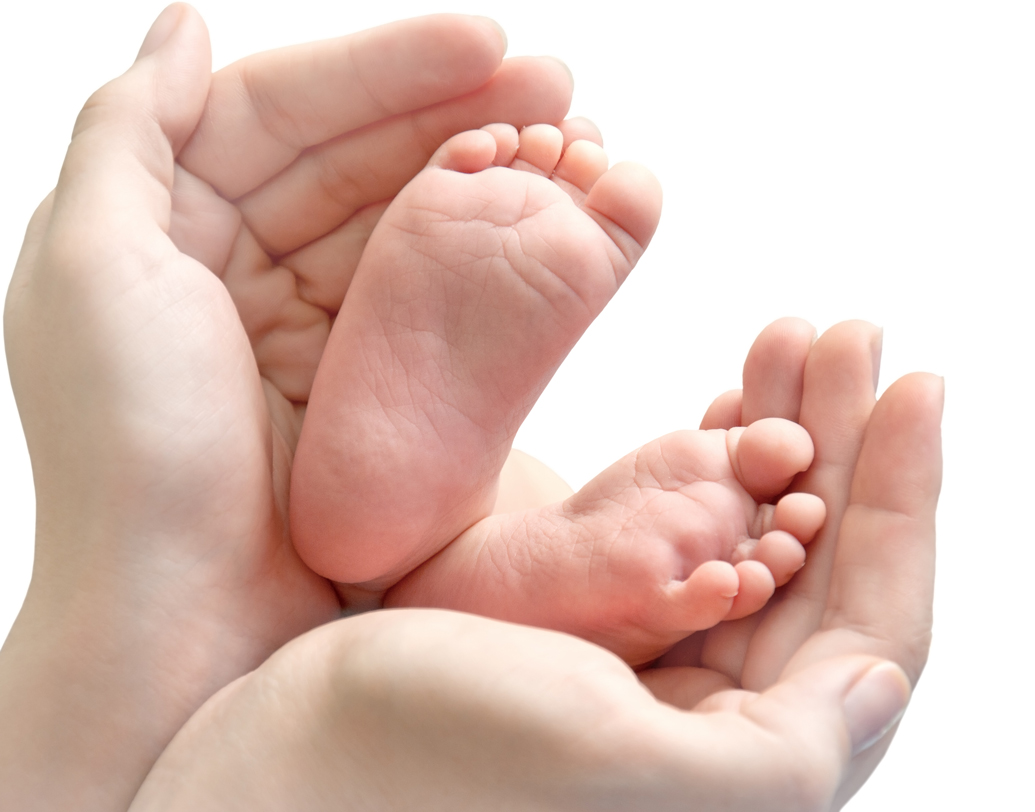 চিকিৎসকের মতে, সাধারণ আইভিএফ-এ মিলনের সময় নষ্ট হয়ে যেতে পারে এমন ডিম্বাণুদের গোনাডোট্রপিন ইঞ্জেকশানের মাধ্যমে বাঁচিয়ে বাইরে বার করে আনা হয়। এর পর পুরুষের শুক্রাণু সংগ্রহ করে তাকে টেস্ট টিউবে রাখা হয়। সেখানেই ডিম্বাণুর সঙ্গে মিলিত হয় শুক্রাণু।