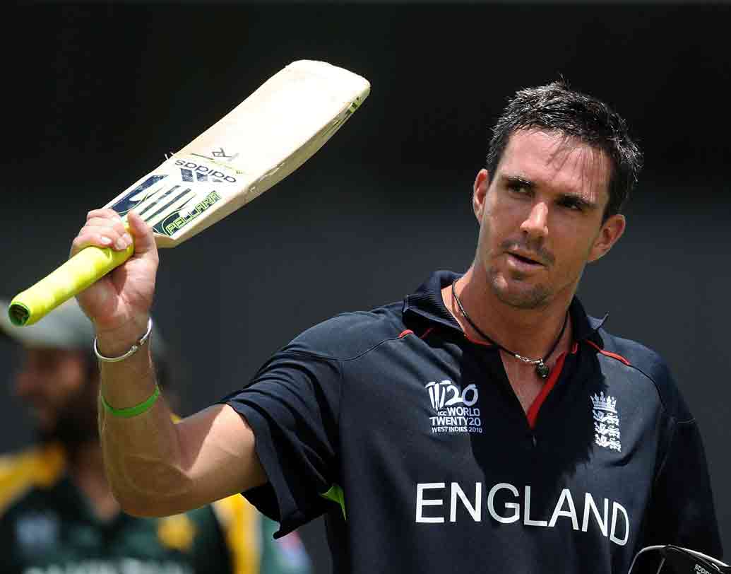 কেভিন পিটারসন: ছোট ফর্ম্যাটে ইংল্যান্ডের সর্বকালের অন্যতম সেরা ব্যাটসম্যান। ইংল্যান্ডের হয়ে ৩৭ ম্যাচ খেলা কেপির গড় ৩৮। স্ট্রাইক রেট প্রায় ১৪২।