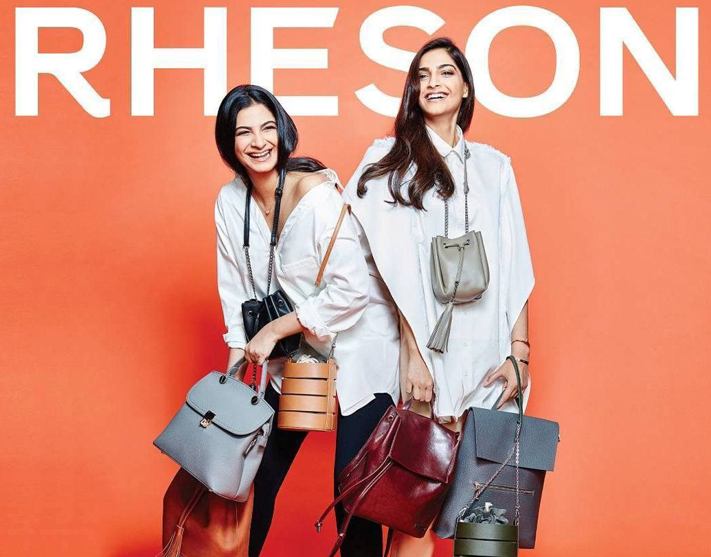 রেসন: সোনম কপূরকে মাঝেমধ্যেই এই ব্র্যান্ডেড পোশাকে দেখে থাকতে পারেন। ভারতীয় বাজারে এদের হুডের চাহিদা তুঙ্গে। সোনমকে ব্র্যান্ড অ্যাম্বাসাডর হিসাবে পেয়ে বিপুল লাভ হয়েছে বলে সংস্থার দাবি। এদের হুড, টপ, সোয়েট শার্ট এ সব পেতেই পারেন ১০০০-১৫০০ টাকার মধ্যে। কোনও কোনও আইটেমের দাম ৫০০-রও নীচে!