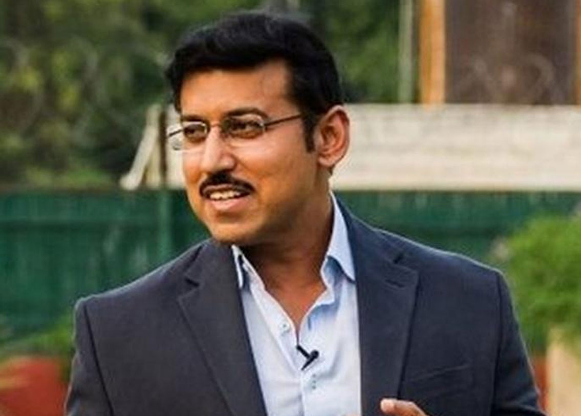 রাজ্যবর্ধন সিংহ রাঠৌর: প্রফেশনাল শুটার ছিলেন। ২০০৪ সালে অলিম্পিক শুটিংয়ে রুপো জেতেন। কমনওয়েলথ এবং এশিয়ান গেমস-এও পদক জিতেছেন। ২০১৩ সালে ক্রীড়া জগৎ থেকে অবসর নেন। আর ২০১৪ সালে বিজেপির সাংসদ নির্বাচিত হন। বর্তমানে রাজ্যবর্ধন সিংহ রাঠৌর কেন্দ্রীয় তথ্য ও সম্প্রচারমন্ত্রী।