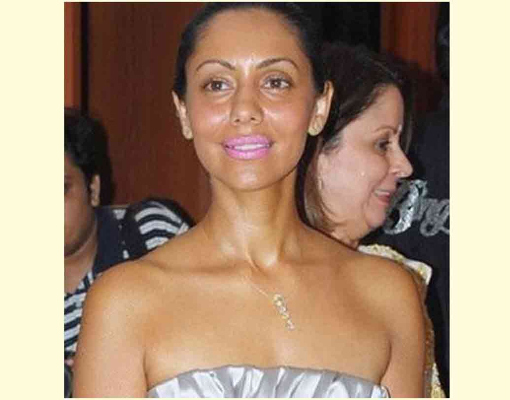 গৌরী খান: শাহরুখ পত্নীর এই ছবিটি দেখে অনেকেই ভাবছেন তো কী হল? এটা ফ্যাশন না ব্লান্ডার!