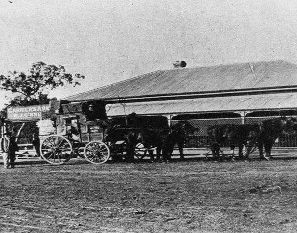 ঠাণে: মহারাষ্ট্রে নয়। অস্ট্রেলিয়ার কুইন্সল্যান্ডের একটি ছোট্ট শহর এটি। ব্রিসবেন কিংবা গোল্ড কোস্ট থেকে খুব বেশি দূরেও নয়। দুই শহরের মিল সমুদ্রের খাঁড়িতে।