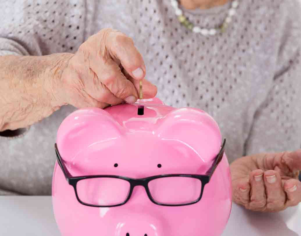 সিনিয়র সিটিজেনদের ০.৫ শতাংশ বেশি সুদ দেওয়া হয়।  সুদের হার বাড়লে, সিনিয়র সিটিজেনরা ফিক্সড ডিপোজিটে সেই মতো বেশি সুদ পাবেন।