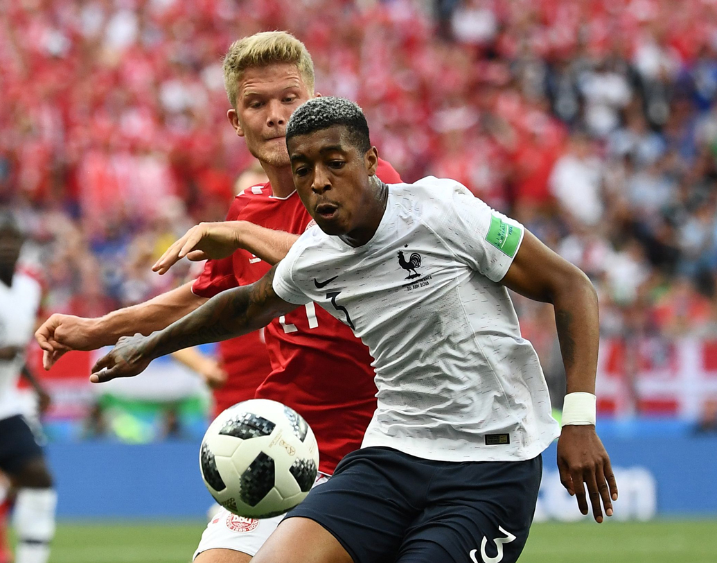 প্রেসনেল কিম্পেম্বে।জন্ম ফ্রান্সে। বাবা কঙ্গোর নাগরিক, মা হাইতির। এখন খেলেন প্যারিস সঁ জঁ ক্লাবে। ছবি: এএফপি।