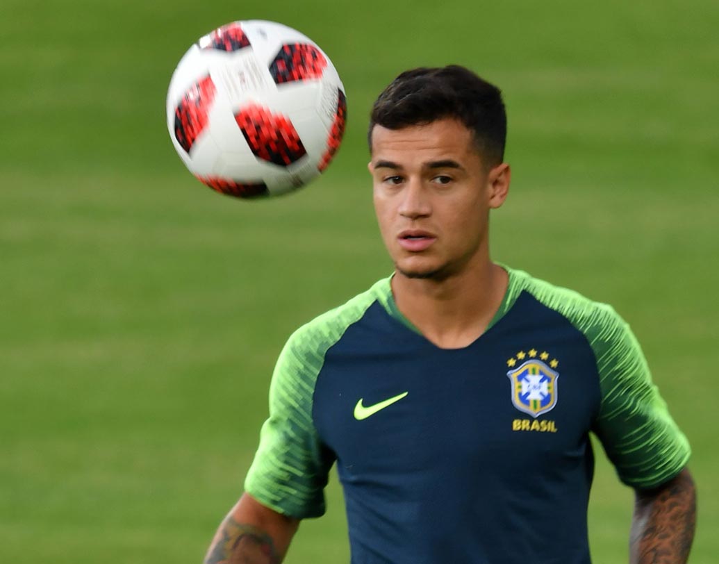 কুটিনহো: ব্রাজিলের জাতীয় দল ছাড়াও স্প্যানিশ ক্লাব বার্সেলোনার হয়েও মাঠ কাঁপান এই আক্রমণাত্মক মিডফিল্ডার। নেমারের সঙ্গে জুটি ঠিক মতো কাজ করলে আজ বিপক্ষের কপালে ভাঁজ পড়তে বাধ্য৷ ছবি: এএফপি।