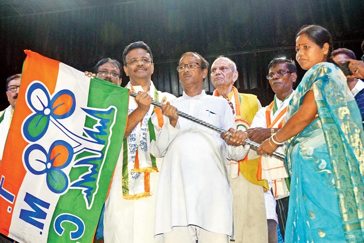 Congress-BJP Candidates join TMC