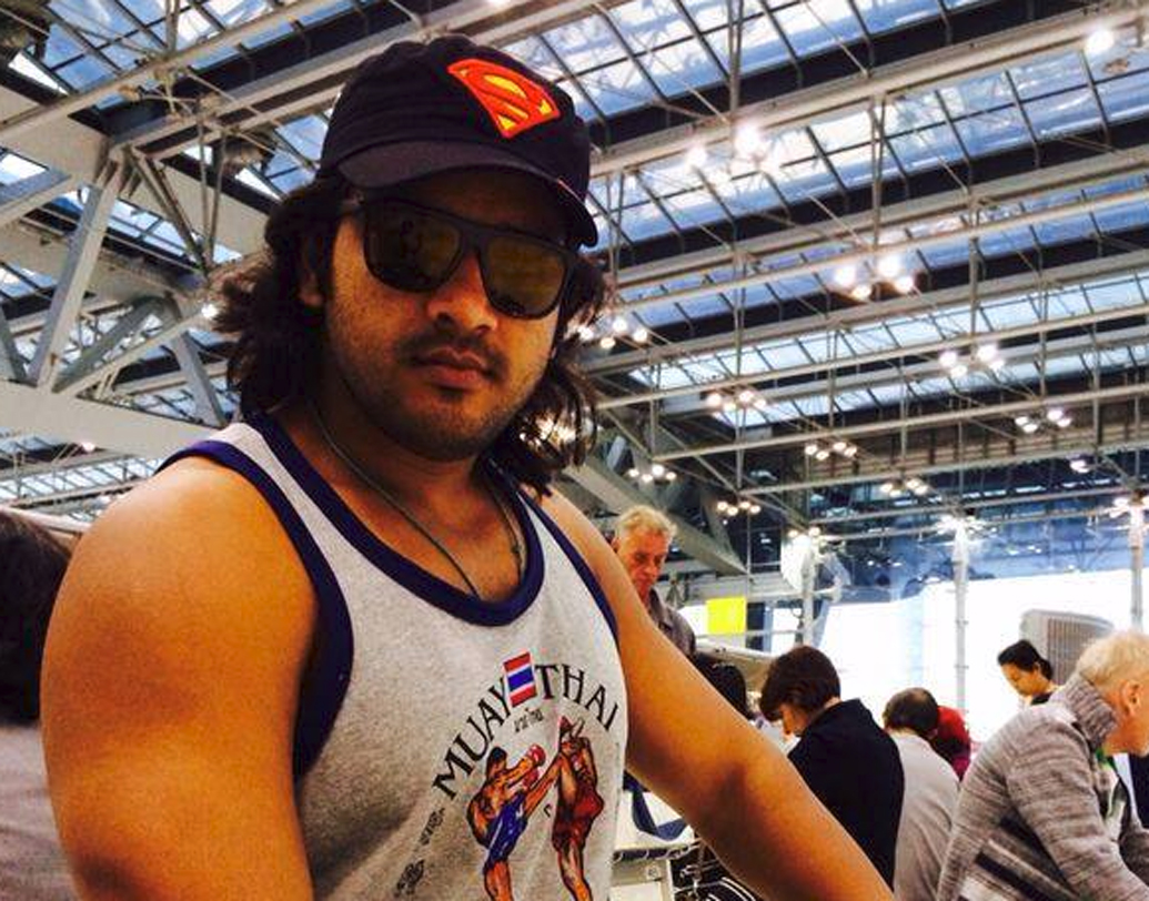 সৌরভ গুর্জর: একঝাঁক নামী দামি তারকার সঙ্গে আগামী বছরই রূপোলি পর্দায় এন্ট্রি নিচ্ছেন ‘ডব্লিউডব্লিইই’ খ্যাত কুস্তিগির সৌরভ গুর্জর। অয়ন মুখোপাধ্যায়ের আসন্ন ছবি ‘ব্রহ্মাস্ত্র’-এ অমিতাভ বচ্চন, রণবীর কপূর, আলিয়া ভট্টদের সঙ্গে দাপিয়ে অভিনয় করতে দেখা যাবে তাঁকে।