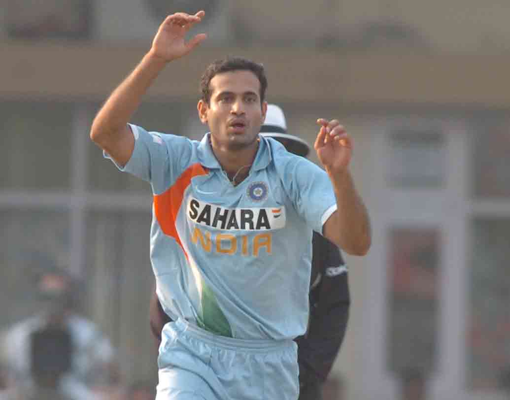 সাত নম্বরে অল রাউন্ডার হিসেবে থাকছেন ইরফান পাঠান। ৪৮ ম্যাচে ৭৯টি উইকেটের পাশাপাশি দরকার মতো ঝোড়ো ব্যাটিং পাঠানের বড় সম্পদ।