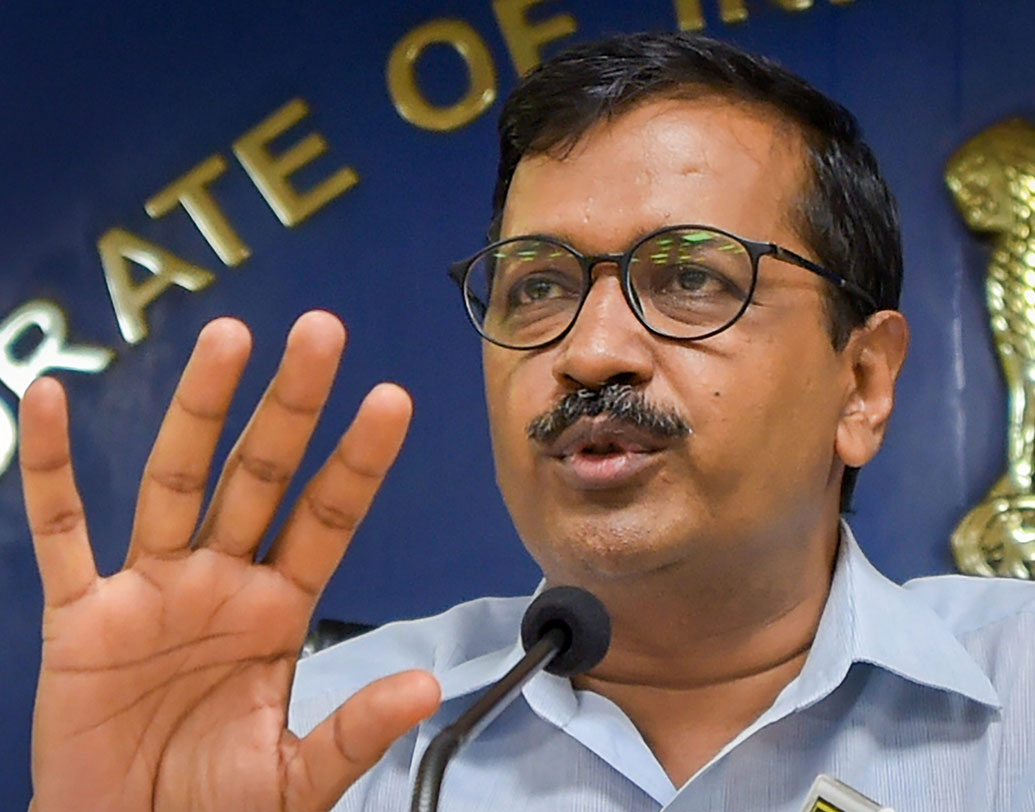 শিবসেনার পরেই রয়েছে আম আদমি পার্টি (আপ)। নির্বাচন কমিশনকে আপ জানিয়েছে, তাদের তহবিলে ৩,৮৬৫টি সূত্র থেকে ২৪ কোটি ৭৩ লক্ষ টাকা জমা পড়েছে। পিছিয়ে নেই পঞ্জাবের শিরোমণি অকালি দল (এসএডি)-ও। এসএডি রয়েছে তিন নম্বরে। তাদের তহবিলে এসেছে ১৫ কোটি ৪৫ লক্ষ টাকার ডোনেশন। ছবি: পিটিআই।