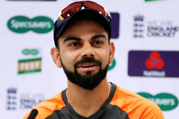 এখন মোট সম্পত্তির পরিমাণ প্রায় ৩৮২ কোটি টাকা। ভবিষ্যতে তা ১৪০ শতাংশ বাড়বে বলে ধারণা। নানা ব্যবসায় লগ্নী করেছেন বিরাট কোহালি। চিজেল নামে বেশ কয়েকটি জিম, শিশুদের ফিটনেস সমস্যা সারাতে স্টেপাথলন কিডস নামে সংস্থা, আইএসএলে লগ্নী, প্রযুক্তি সংস্থা স্পোর্টস কনভো, ই-কমার্স ফ্যাশন ব্র্যান্ড, সবেতেই আছেন।