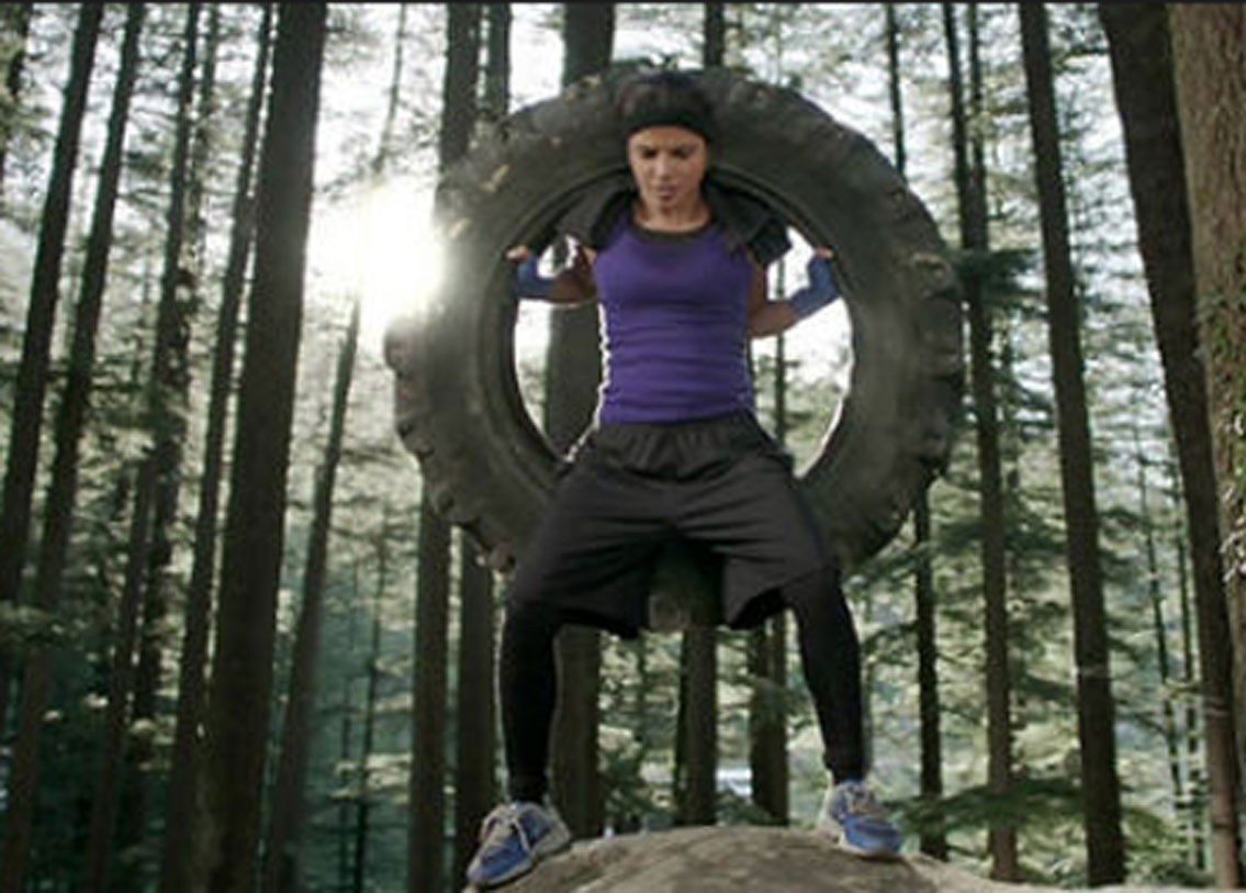 মেরি কম: মেরি কমের উপর বায়োপিকের পুরো শুটিং হিমাচল প্রদেশে হয়েছে। ফিল্মে যে জায়গাকে মণিপুরের চুড়াচাঁদপুর জেলা হিসাবে দেখানো হয়েছে, সেটা আসলে মানালি।