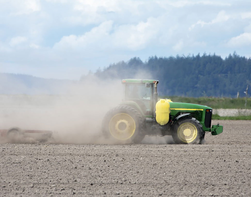 বায়ু দূষণ মাত্রা নিয়ে ইউরোপীয় ইউনিয়ন যে মানদণ্ড নির্ধারণ করেছে, তা ছাপিয়ে গিয়েছে ব্রিটেন, জার্মানি, ইতালি, হাঙ্গেরি, রোমানিয়ার মতো দেশগুলি। টি অ্যান্ড ই-র দাবি, সে জন্য বহু কোটি টাকা জরিমানা দিতে হয়েছে ওই দেশের সরকারকে।