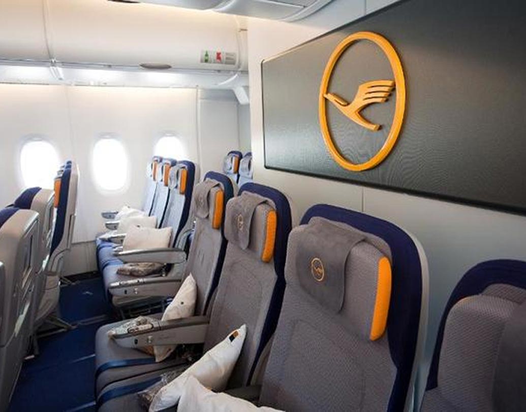 দশম স্থানে রয়েছে লুফৎহানসা। জার্মানির জাতীয় বিমান পরিবহণ সংস্থার বিমানে যেতে স্বচ্ছন্দ বোধ করেন বহু যাত্রী।