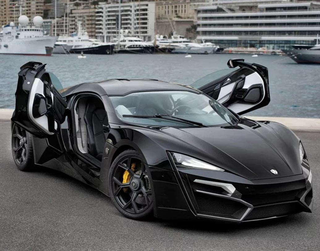 লাইকান হাইপারস্পোর্টস: ‘ফাস্ট এন্ড ফিউরিয়াস’ সিনেমায় এই গাড়িটি ব্যবহার করা হয়েছে একটা দুর্দান্ত অ্যাকশন সিক্যুয়েন্সের সময়। গাড়িটির দাম প্রায় ২৭ কোটি টাকা। দুবাইয়ের কোম্পানি ডব্লিউ মোটর্স প্রতি বছর সাতটি গাড়ি ছাড়ার পরিকল্পনা করেছে।