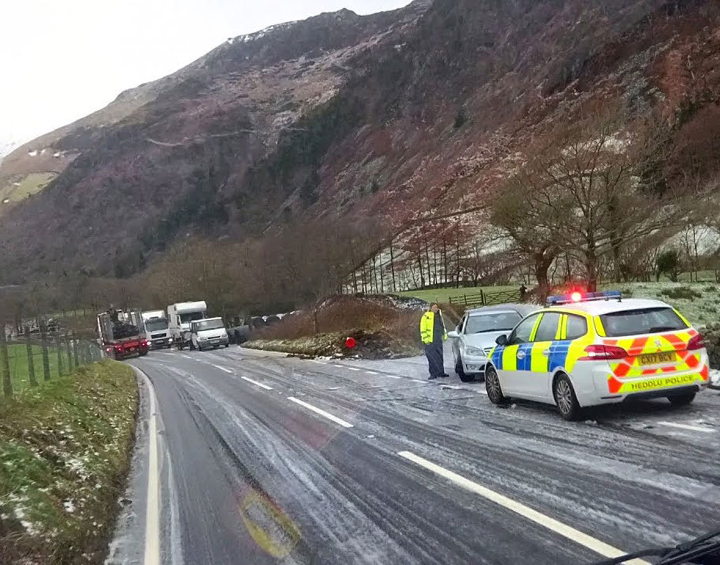 গাড়ি ফেলার পর থেকেই নাম হয় ক্যাভার্ন অব লস্ট সোলস বা ‘হারানো আত্মার গুহা’। অনেকে অবশ্য ‘ভূগর্ভস্থ গাড়ির পাহাড়’ বা ‘গাড়ির কবরস্থান’ও বলেন।