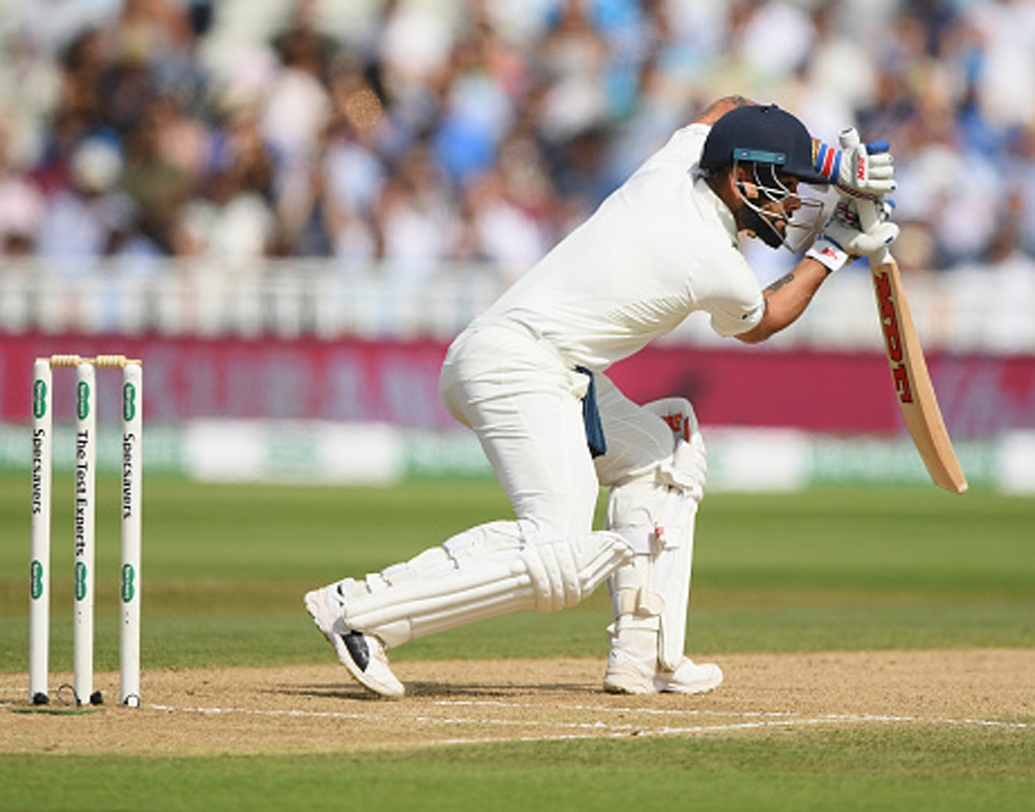 বিরাট কোহালি: অসাধারণ ফর্মে রয়েছেন। প্রথম টেস্টে একার হাতে দলকে টেনে তুলেছিলেন। ভারতকে ভাল কিছু করতে হলে ফের জ্বলে উঠতে হবে অধিনায়ক কোহালিকে।