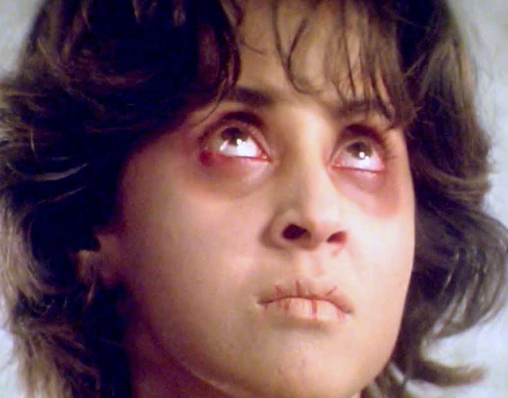 উর্মিলা মাতণ্ডকর: রামগোপাল ভার্মার ‘ভূত’ ছবিতে উর্মিলার চরিত্র বেশ প্রশংসিত হয়।