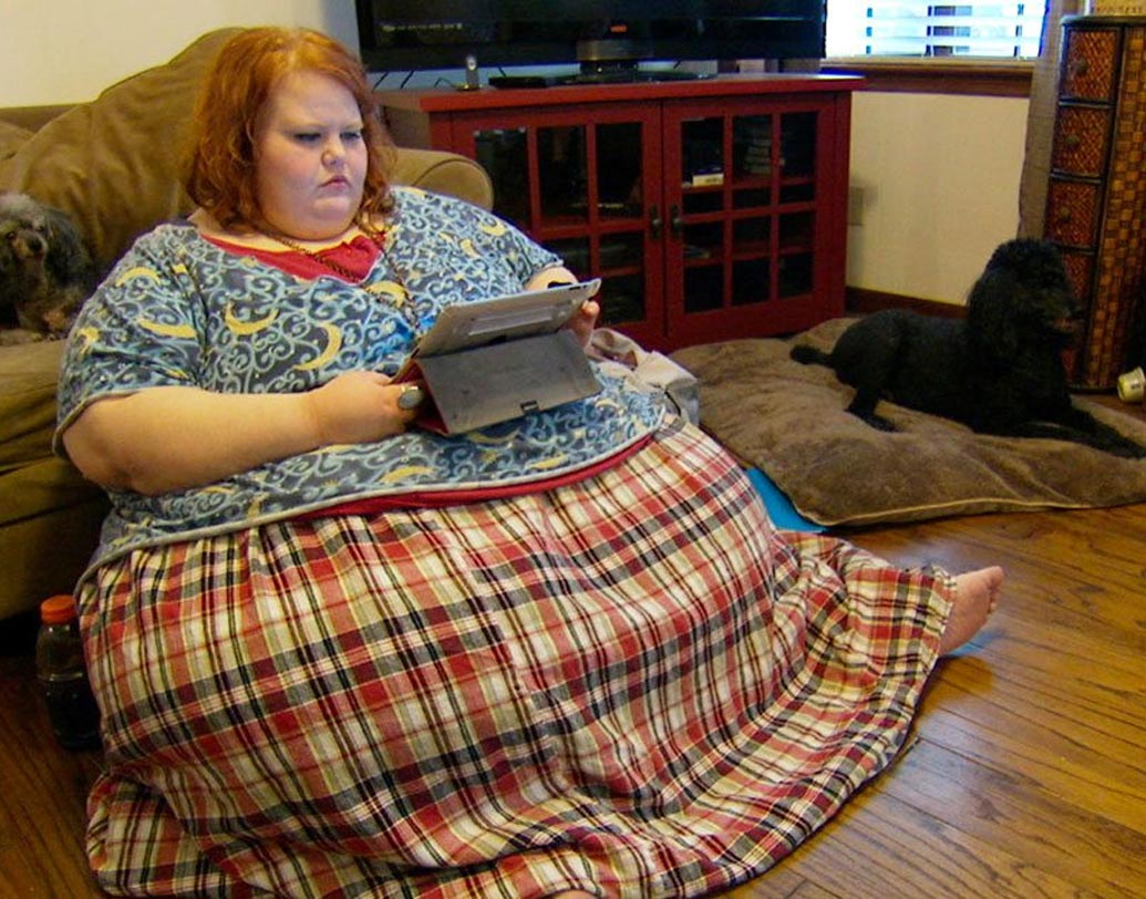 ২০৬ কিলোগ্রাম ওজন কমিয়েছেন আরকানসাসের বাসিন্দা নিকি। গ্যাস্ট্রিক স্লিভ সার্জারির পর এক ধাক্কায় ওজন কমেছিল প্রায় ১০০ কিলোগ্রাম।