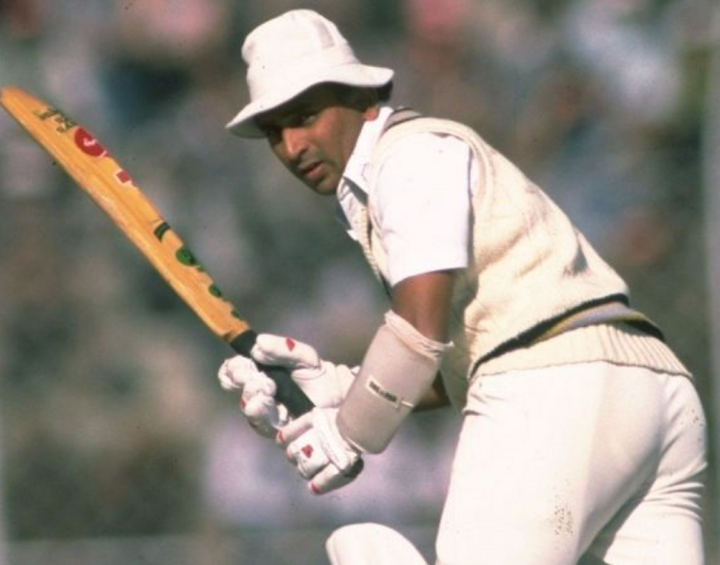 সুনীল গাওস্কর: ওপেনিং ব্যাটসম্যান হিসেবে সর্বকালের অন্যতম সেরা এই মুম্বইকরকে বাদ দেওয়ার কোনও প্রশ্নই ওঠে না। ইংল্যান্ডের মাটিতে সুনীল অবশ্যই ভারত-পাক একাদশের বড় ভরসা।