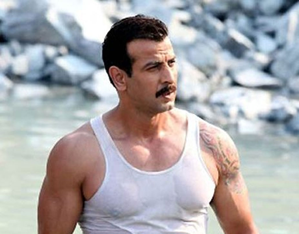 রণিত রায়: বাহান্ন বছরের রণিত কিন্তু ‘লখনউ সেন্ট্রাল’ ছবিতে সমালোচকদের প্রশংসা পেয়েছেন। সম্প্রতি কাজ করছেন, এএলটি বালাজির ‘কেহনে কো হাম সফর হ্যায়’।