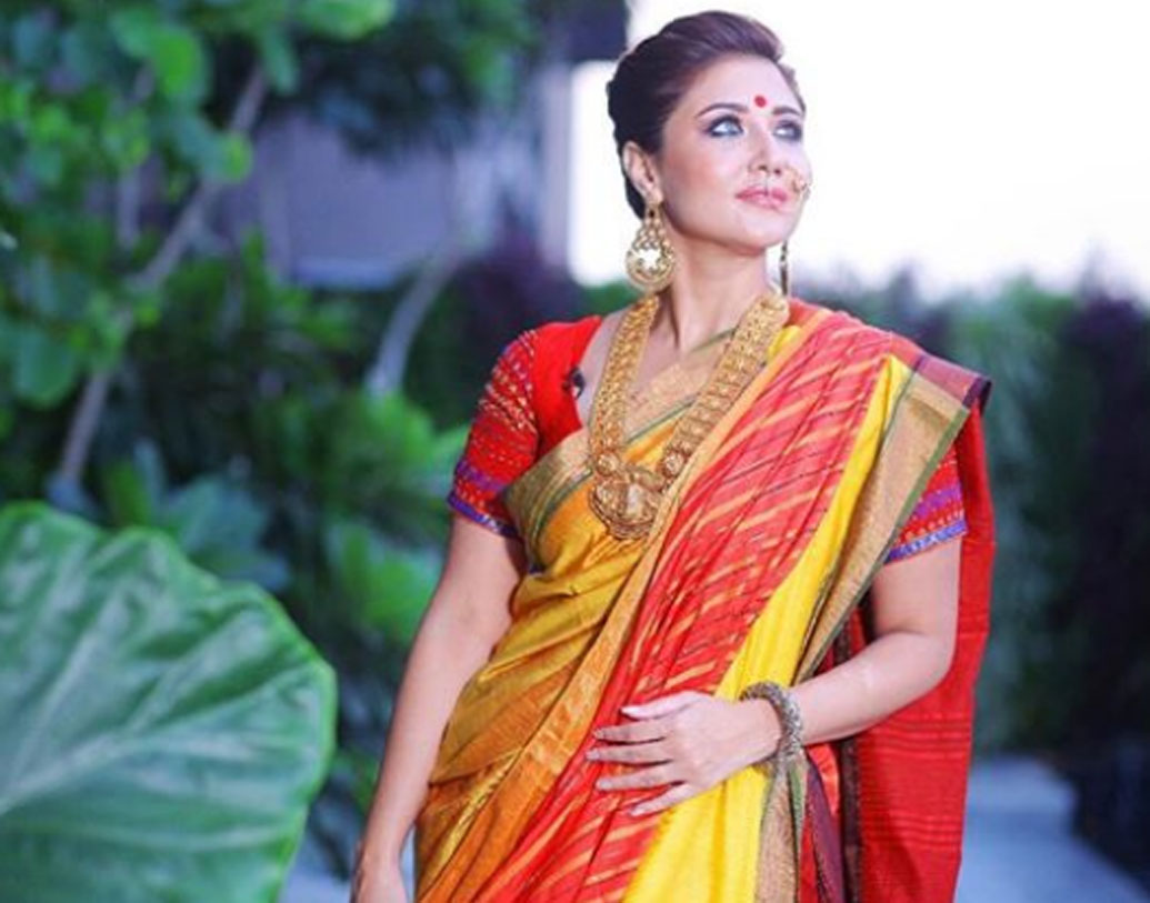 স্বস্তিকা মুখোপাধ্যায়ের ডাকনাম ভেবলি। এই নাম এখন অনেকেই জানেন। ফলে ব্যক্তিগত এবং পেশাদার জীবনে অনেকেই তাঁকে এখন এই নামেই ডাকেন।