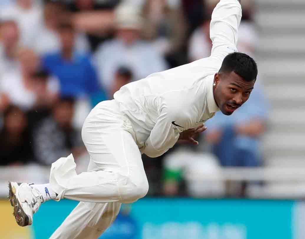 হার্দিক পাণ্ড্য: গতিতে কম যান না অলরাউন্ডার হার্দিকও। গড় গতি ১৩৭-১৪০ কিমি/ঘণ্টা। ছবি: রয়টার্স।