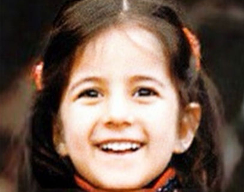 তবে সলমন যখন ১৯৮৮ সালে ডেবিউ করলেন ক্যাটরিনা তখন মাত্র ৫ বছরের। আর এখন তাঁদের দু’জনের প্রেম নিয়ে বলিউডে গুঞ্জন।