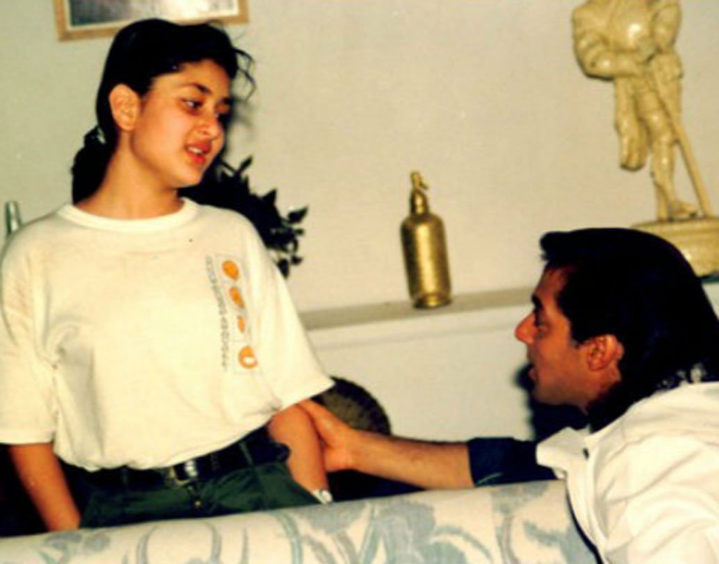 সলমনকে করিনা প্রথম দেখেন ‘আন্দাজ আপনা আপনা’-র সেটে। বলিউডে গুজব, সেই সময়ে সলমনকে নাকি আঙ্কল বলেই ডেকেছিলেন করিনা। সলমনের ডেবিউ ছবির সময়ে করিনা ছিলেন মাত্র ৮ বছরের।