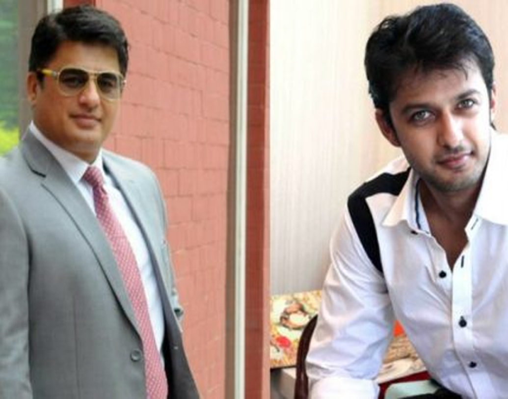 এক হাসিনা থি সিরিয়ালের বাবা রাজনাথ গোয়েঙ্কা ও শৌর্য গোয়েঙ্কা। বাবা ও ছেলে। বাস্তবে রাজনাথ ওরফে আয়ূব খান ও শৌর্য ওরফে বৎসল শেঠের বয়সের ফারাক ১১ বছর। এক জনের ৪৮, অপর জনের ৩৭।