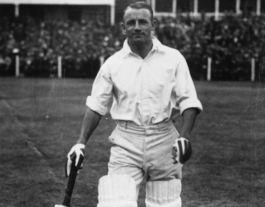 ডন ব্যাডম্যান: দ্রুততম ২২টি সেঞ্চুরি করার তালিকায় সবার উপরে রয়েছেন এই কিংবদন্তি। মাত্র ৫৮টি ইনিংসে ২২তম শতরান এসেছিল তাঁর ব্যাট থেকে।