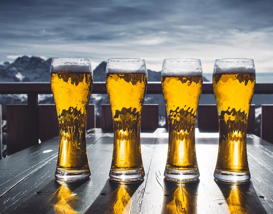 বিয়ার নিয়মিত যাঁরা পান করেন, তাঁদের রক্তাল্পতার সম্ভাবনা কমে যায়। এ বিষয়ে বিদেশি পত্রিকায় কিছু গবেষণাপত্রও রয়েছে।