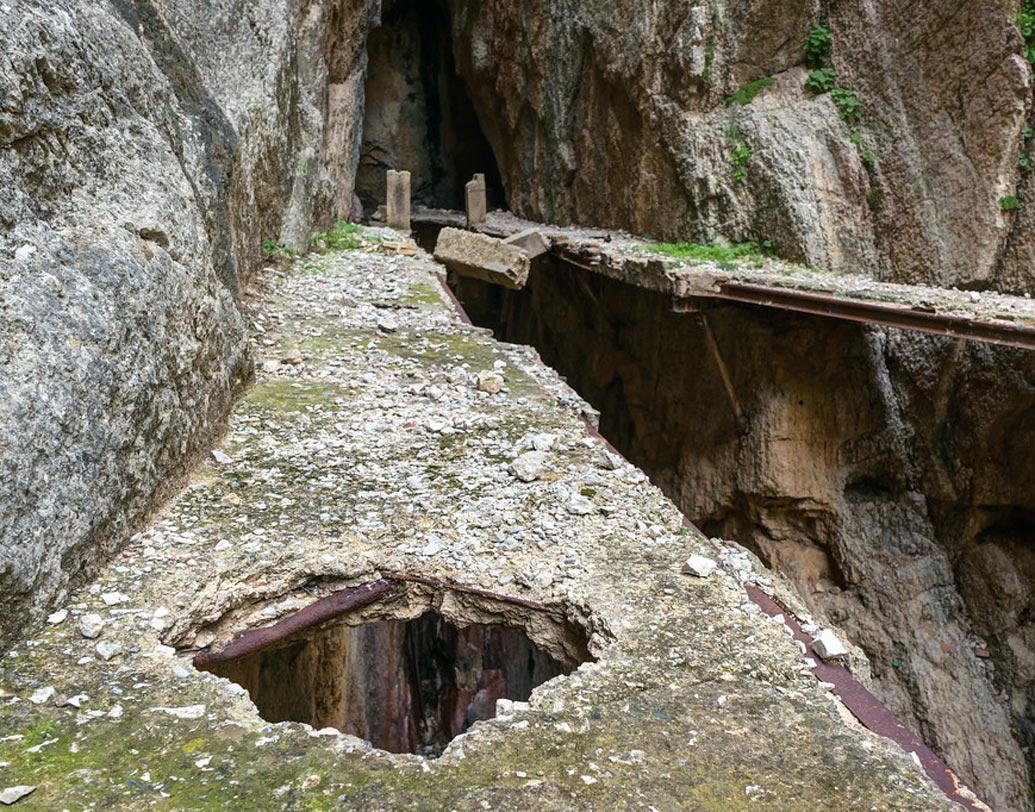 ২০১১-২০১৪ সালের মধ্যে প্রায় ৪০ লক্ষ ডলার খরচ করে সুরক্ষিত করার চেষ্টা করা হয়েছে এটিকে। ২০১৩ সালেও ৪ জন মারা যান।