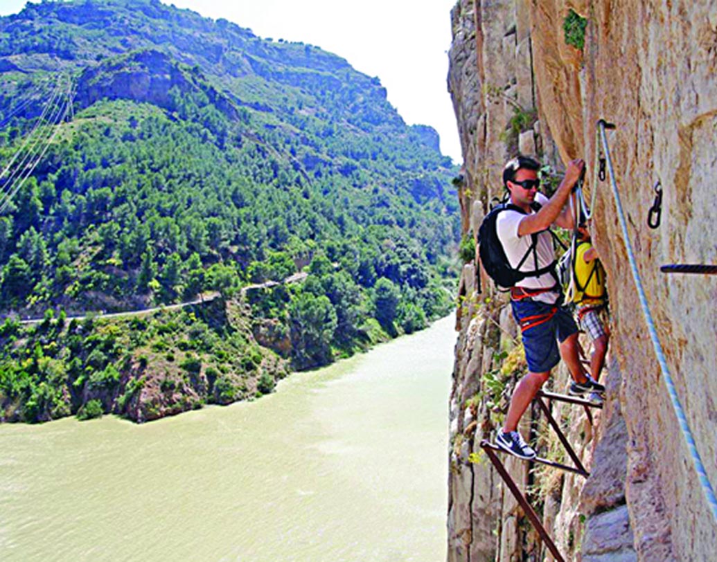২০১৫ সালের ২৯ মার্চ এটি আবার খুলে দেওয়া হয় অ্যাডভেঞ্চারপ্রেমীদের জন্য। তবে আট বছরের নীচে শিশুদের প্রবেশ নিষেধ।