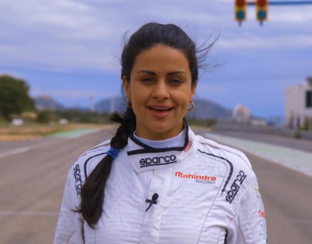 তবে আরেকটি বিষয়ও জানালেন গুল পনাগ। বললেন, “খানিকটা অপরিণত অবস্থায় জন্ম হয়েছিল নিহালের। অন্তঃসত্ত্বা অবস্থায় থাকাকালীনই আমি শরীরের দিকে নজর দিতাম। আগের মতোই এখনও শরীর নিয়ে খুবই যত্নবান আমি।”