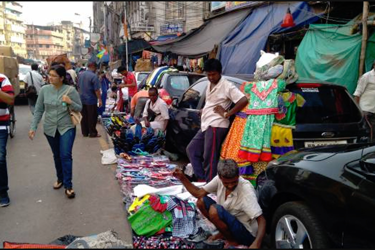 Doubts on Kolkata municipality's new hawker rule