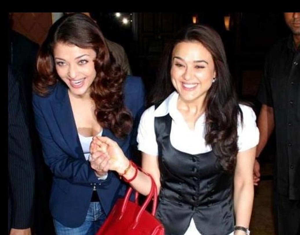 ঐশ্বর্যা রাই ও প্রীতি জ়িন্টা কেরিয়ারের শুরুর সময় থেকেই অত্যন্ত প্রিয় বন্ধু।