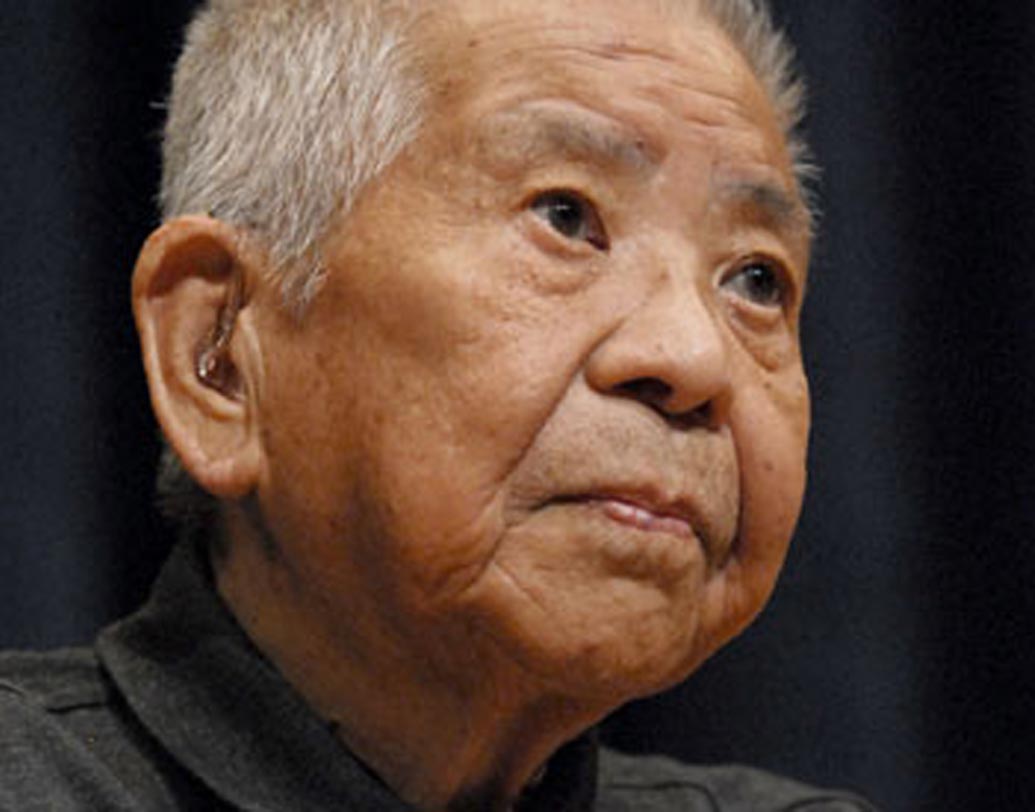 হিরোশিমা বিস্ফোরণে বেঁচে যান সুতোমু ইয়ামাগুচি নামে এক ব্যক্তি। এরপর নাকি কাজে যোগ দিতে ট্রেন ধরে নাগাসাকিও পৌঁছন। ৯ অগস্ট নাগাসাকি বিস্ফোরণ থেকেও বেঁচে যান তিনি।