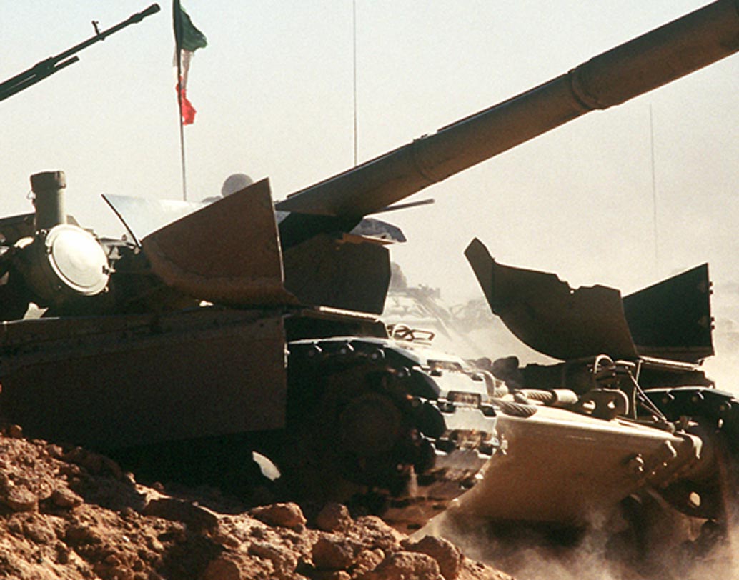 ১৯৯০ সালের ৬ অগস্ট উপসাগরীয় যুদ্ধের সূচনা হয়। ইরাকের সেনা প্রবেশ করে কুয়েতে। বিশেষজ্ঞরা বলছেন, খুব সম্ভবত সেই যুদ্ধে ব্যবহৃত সেনা ট্যাঙ্ক এটি।