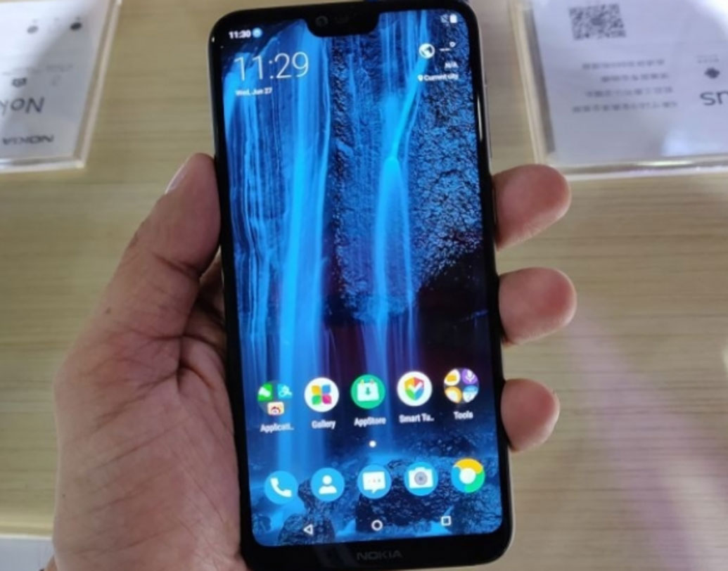 ফিচার: অপটিমাইজড কালার কনট্রাস্ট, পোট্রেট লাইটিং এফেক্ট, ডেপ্থ অব ফিল্ড, ফেস আনলক সাপোর্ট-এর মতো একগুচ্ছ এআই ফিচার রয়েছে এই মোবাইলে।