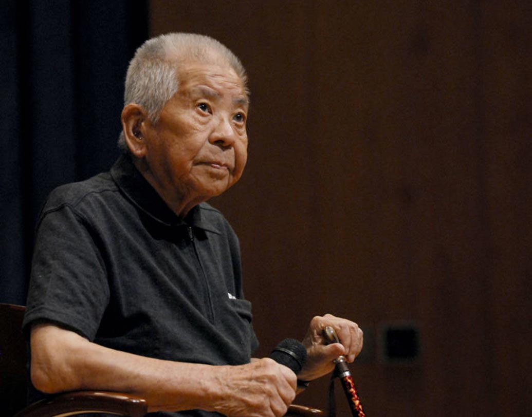 হিবাকুশা ‘স্ট্যাটাস’ তিনি পান ২০০৯ সালে! হামলার কয়েক বছর পেরিয়ে ১৯৫৭ সালে জাপান সরকার থেকে একটা পাসবই পেয়েছিলেন শুধু।