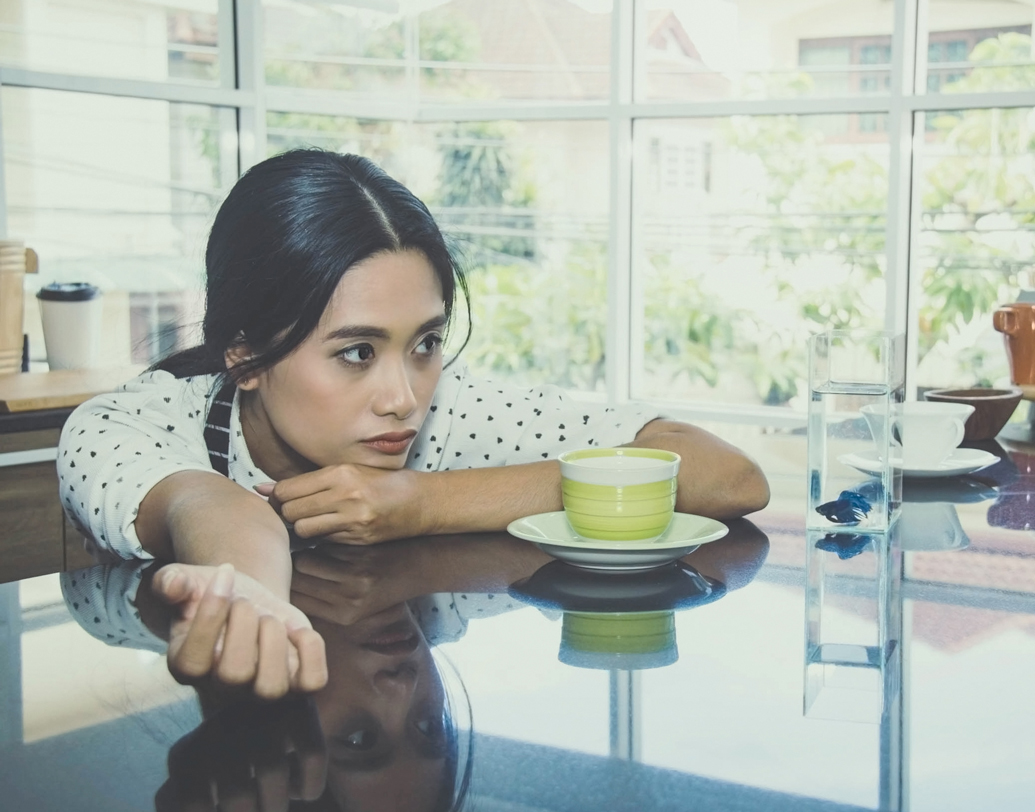 সমীক্ষা বলছে, ১৬৮টি দেশের মধ্যে ১৫৯টি দেশের মহিলারা একেবারেই শরীরচর্চা করেন না। সব মিলিয়ে এই দেশগুলির ৪৮ শতাংশ মহিলা এবং ২২ শতাংশ পুরুষ যথেষ্ট শারীরিক পরিশ্রম করেন না। এর মধ্যে রয়েছে ভারতীয় মহিলারাও। চাকুরিরতাদের ক্ষেত্রে বেশির ভাগেরই কাজ এক জায়গায় বসে। তাই ব্যায়াম করার সময় তাঁদের নেই। আর বাড়ির কাজেও তাঁরাই বেশি সময় দেন। তাই শরীরচর্চার সময় নেই।